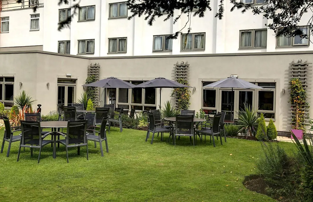Best Western Plus Pinewood Hotel, Manchester Airport South Handforth-1