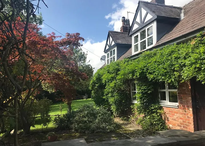 Rylands Farm Guest House Wilmslow